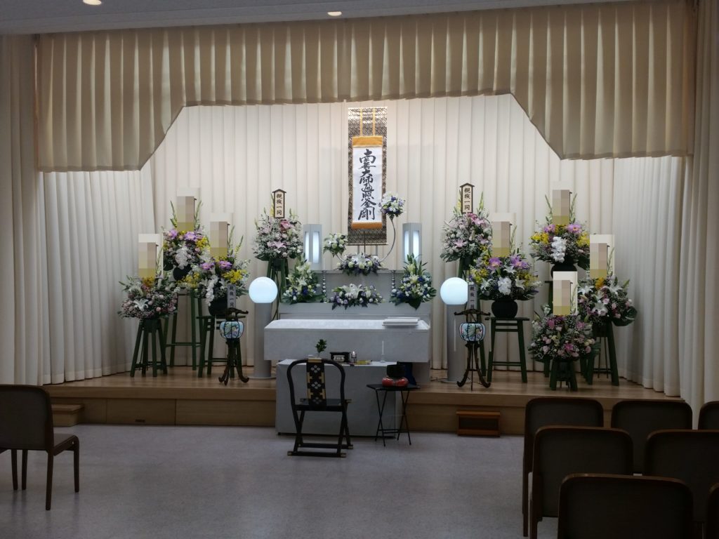 堺市立斎場第2式場　花祭壇